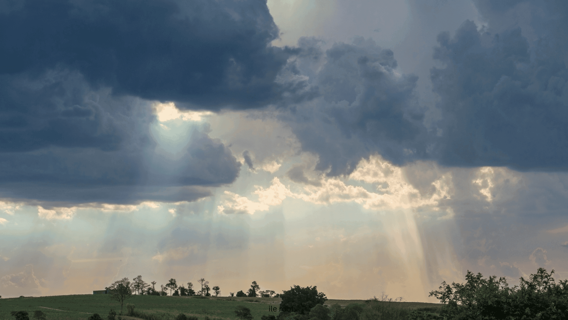 How Weather in Basingstoke Affects Your Roof
