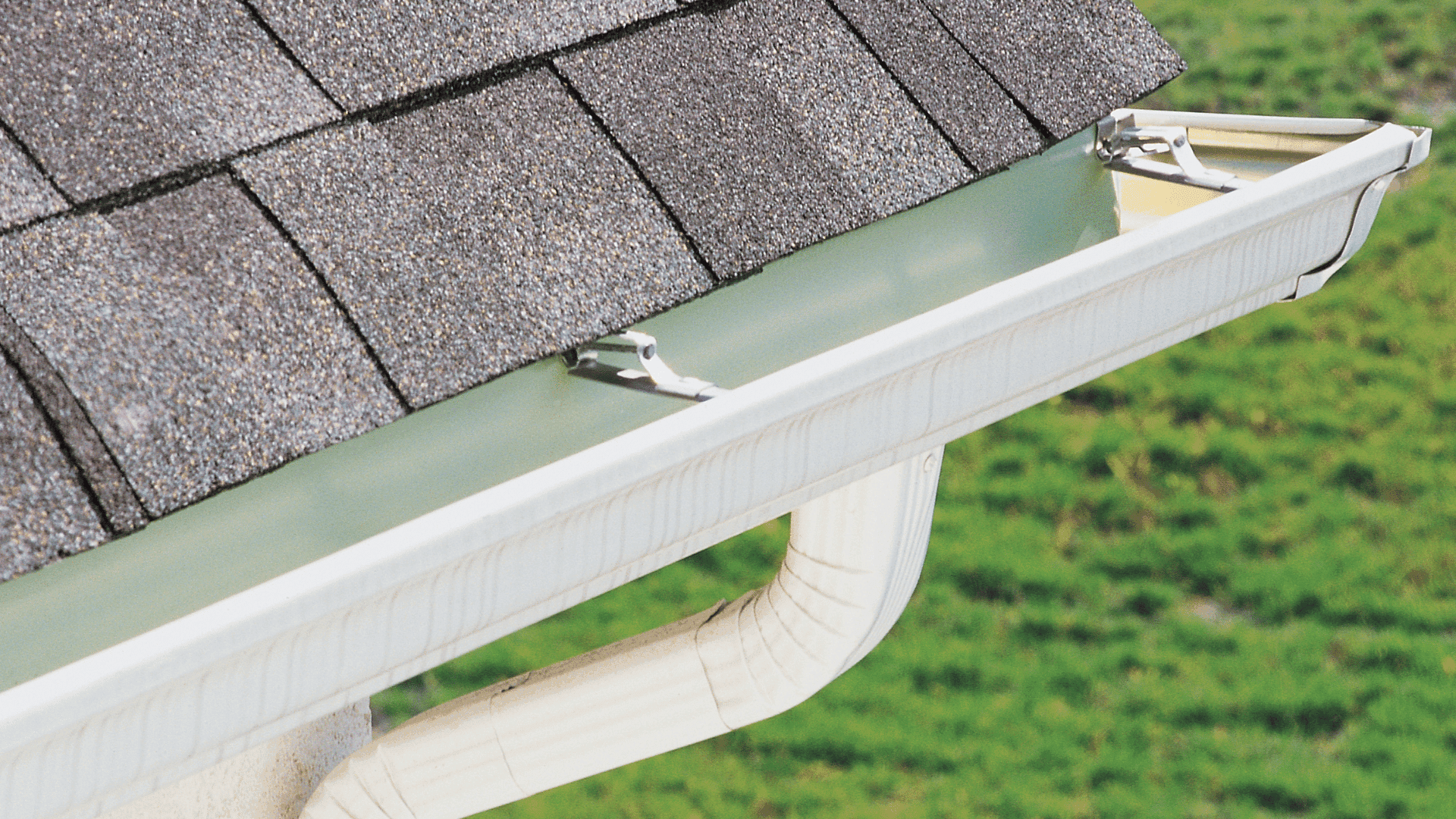 Professional guttering installation and repairs in Basingstoke